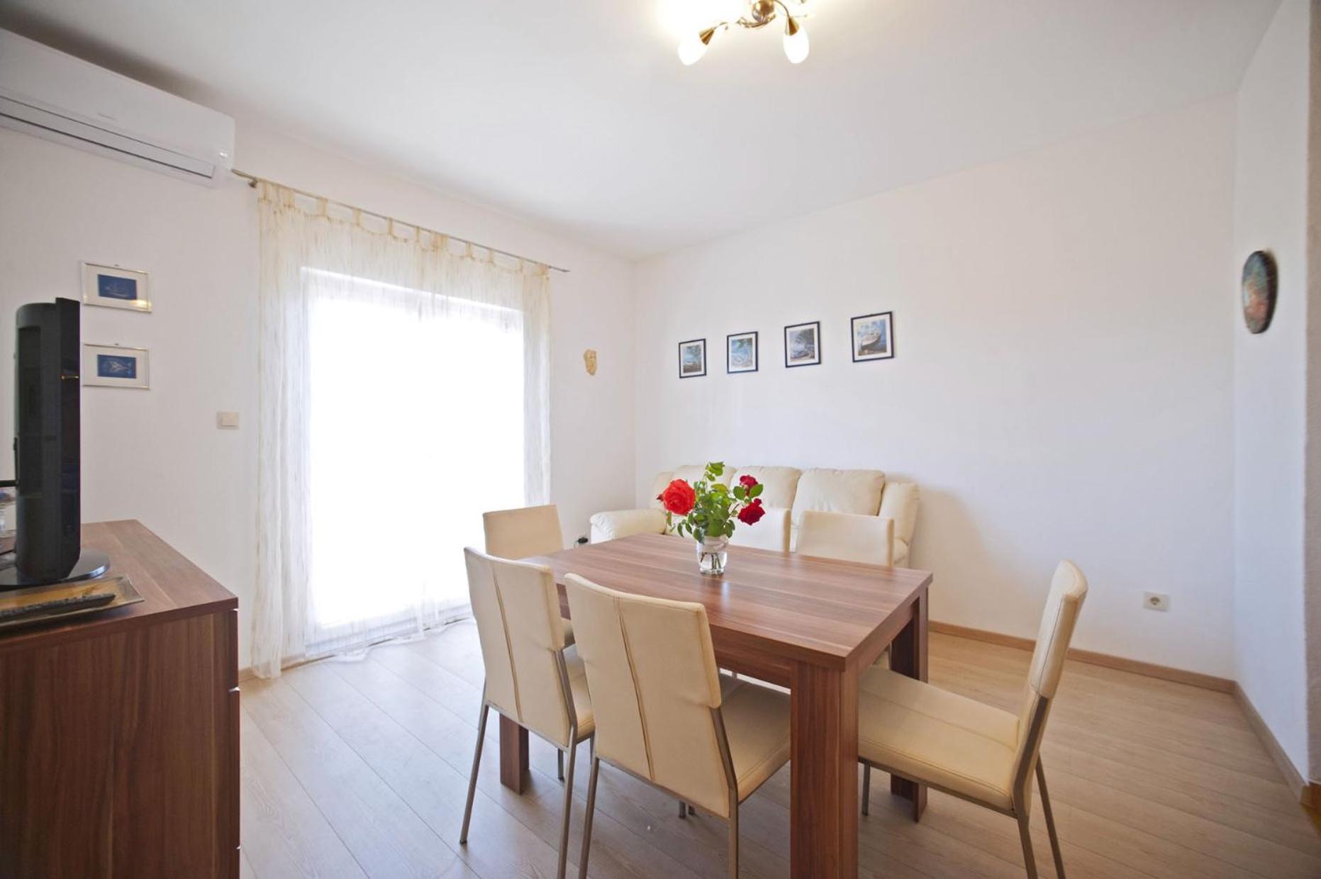 Apartments With A Parking Space Gornje Selo, Solta - 15545 Grohote 客房 照片