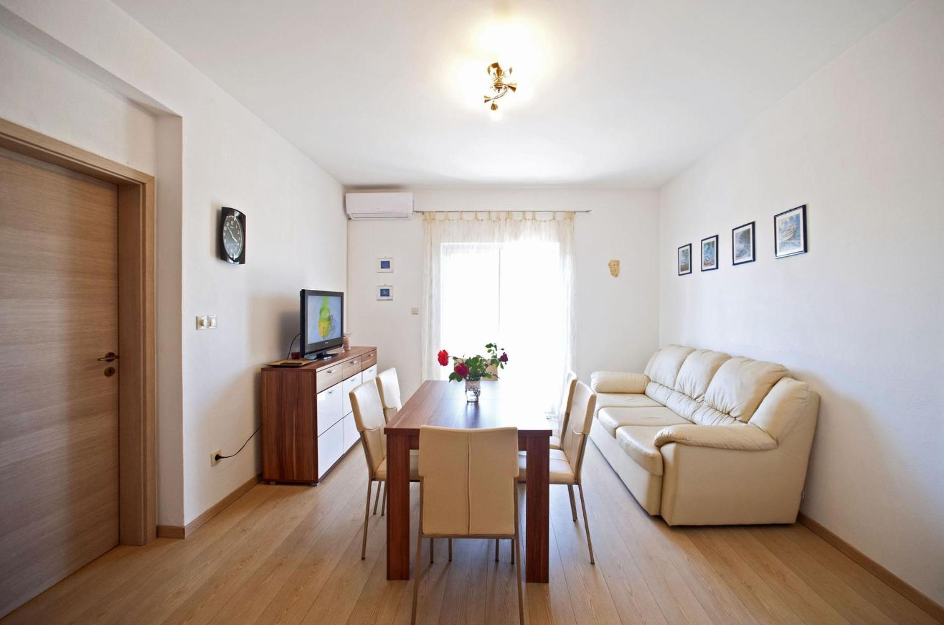 Apartments With A Parking Space Gornje Selo, Solta - 15545 Grohote 客房 照片